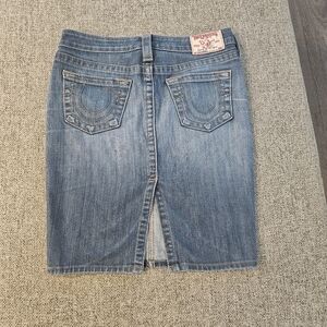 True Religion Audrey Slim Skirt Sz 25 Medium Wash